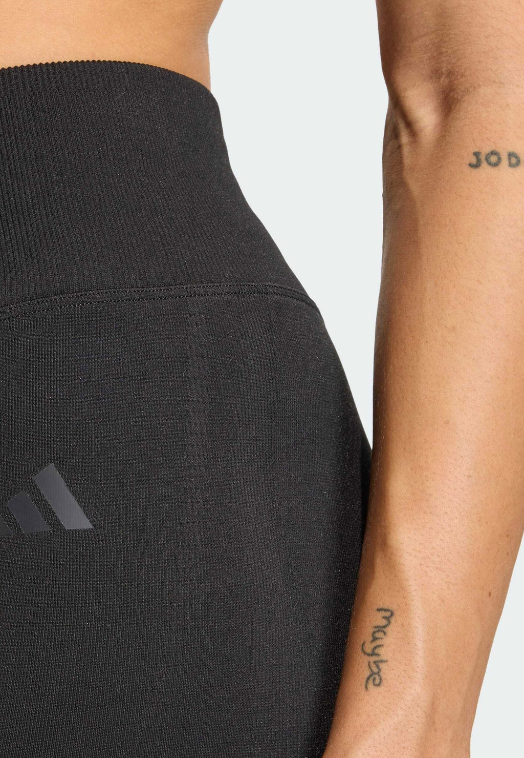 WORKOUT ESSENTIALS KNIT SCRUNCH 5 INCH - Leggings - black