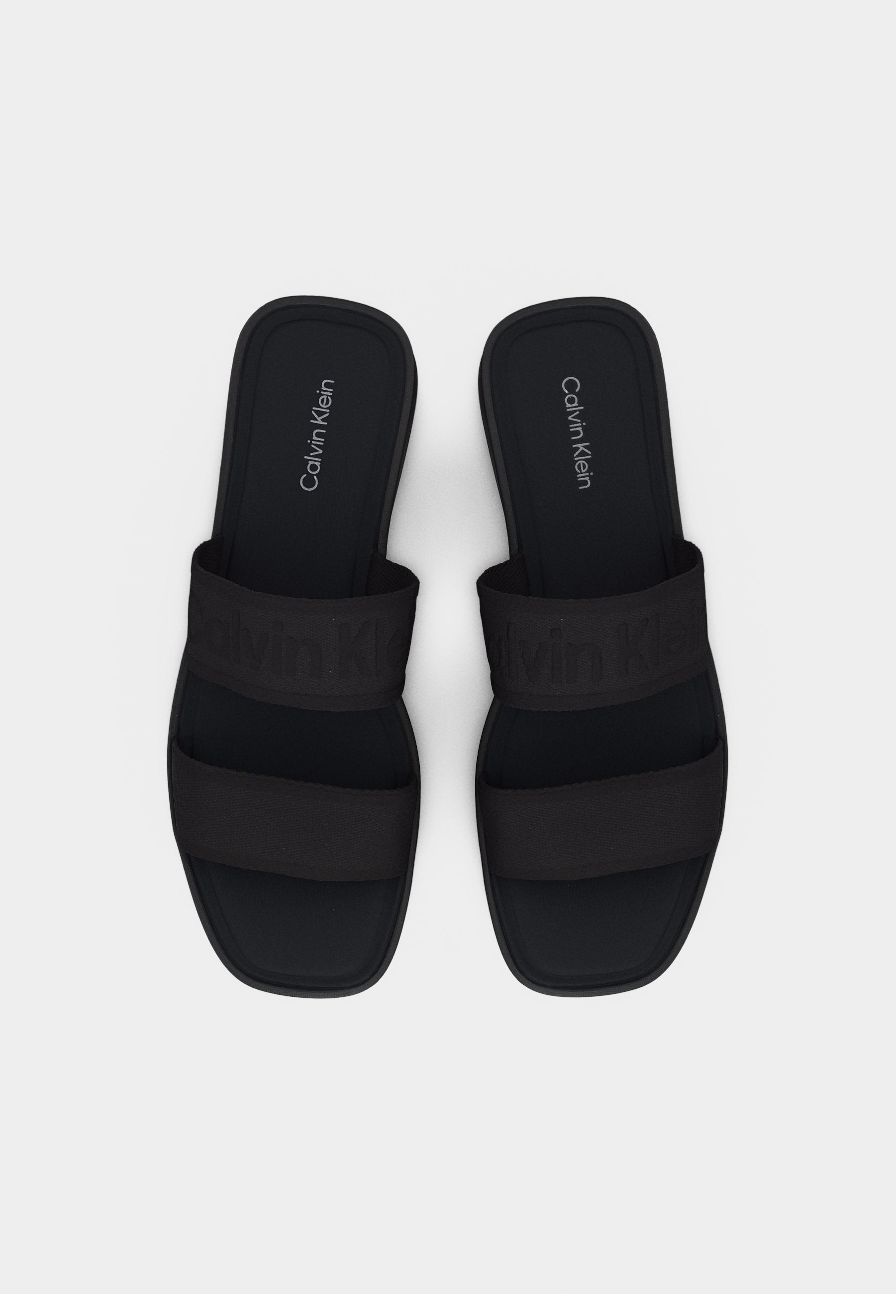 Mules - triple black