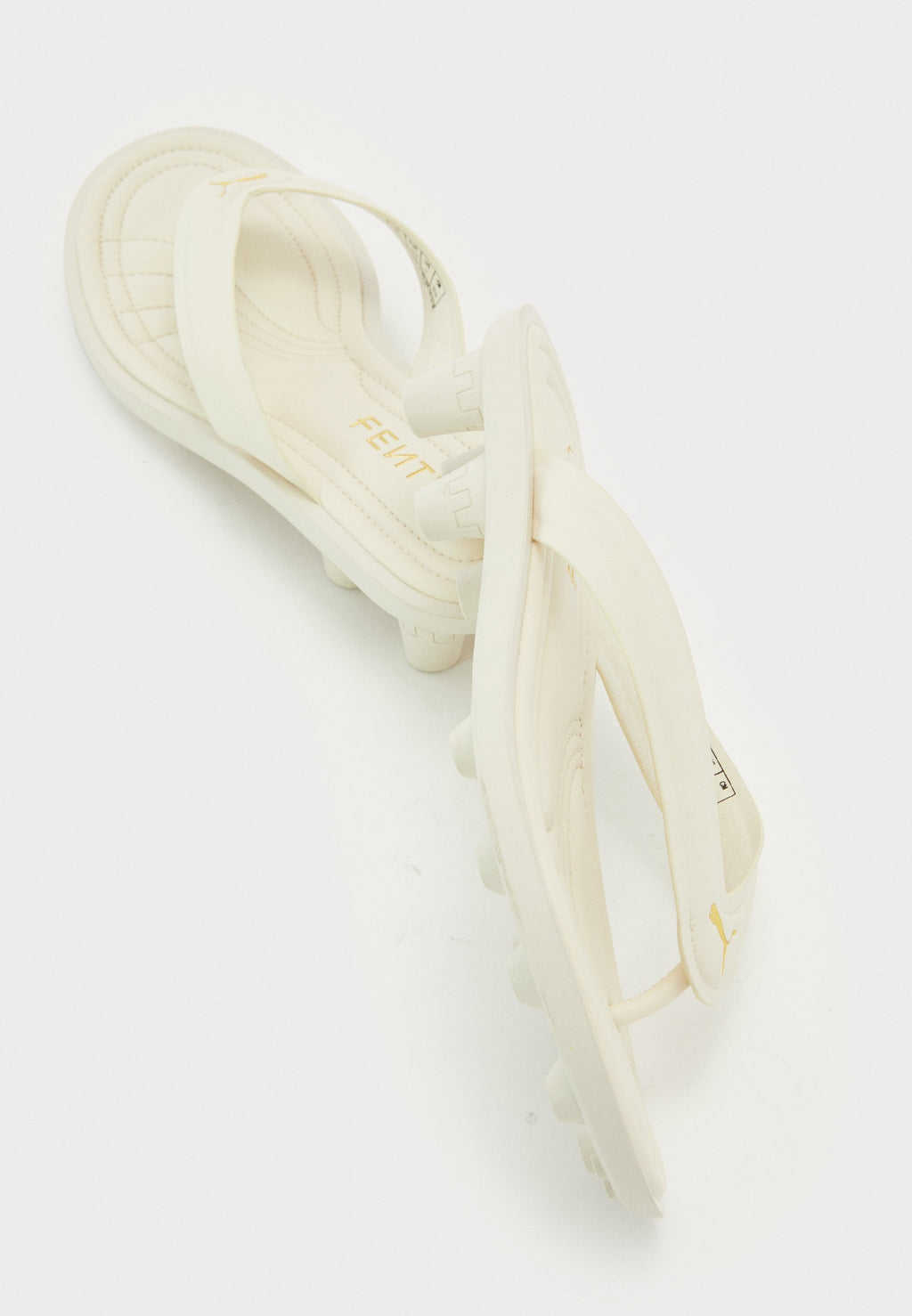 CAT CLEAT L - Claquettes de piscine - blanc alpin/couleur or