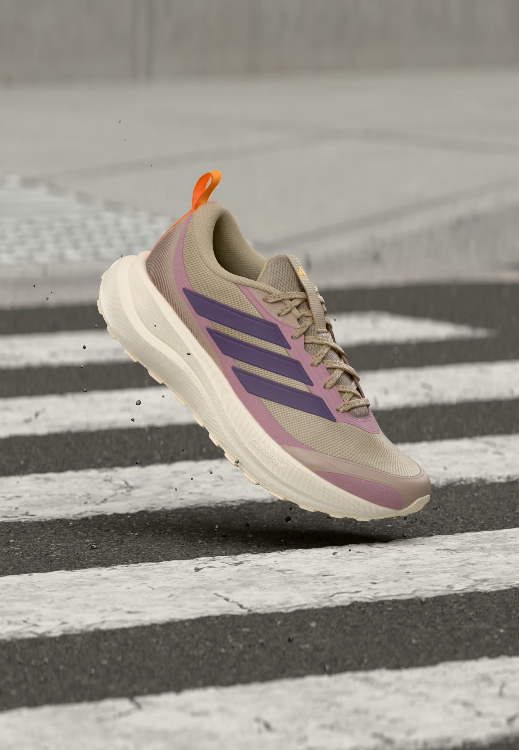 RUNFALCON 6 ATR - Road running shoes - khaki three/violet/magic mauve