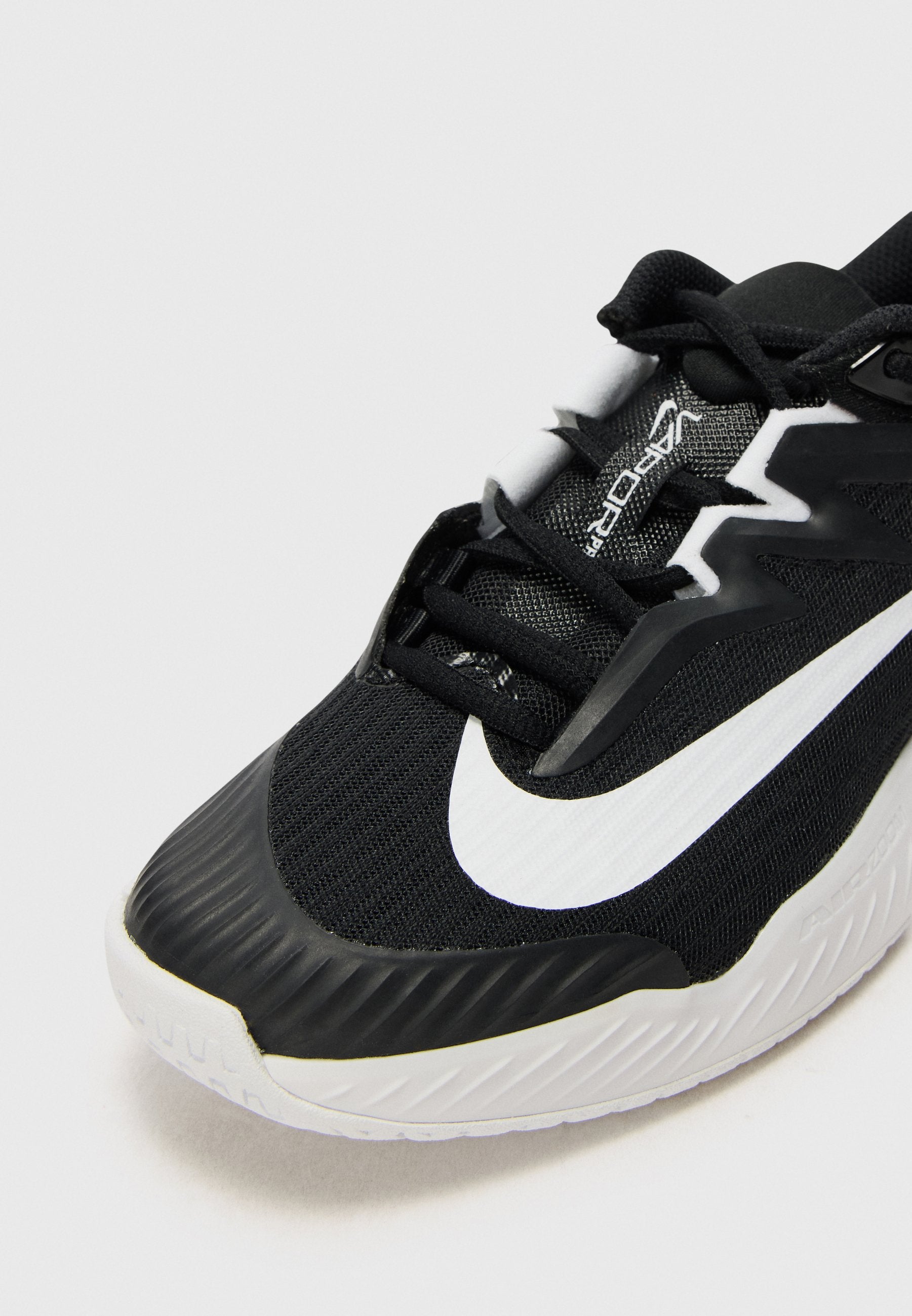 ZOOM VAPOR PRO 3 - Multicourt tennis shoes - black/white