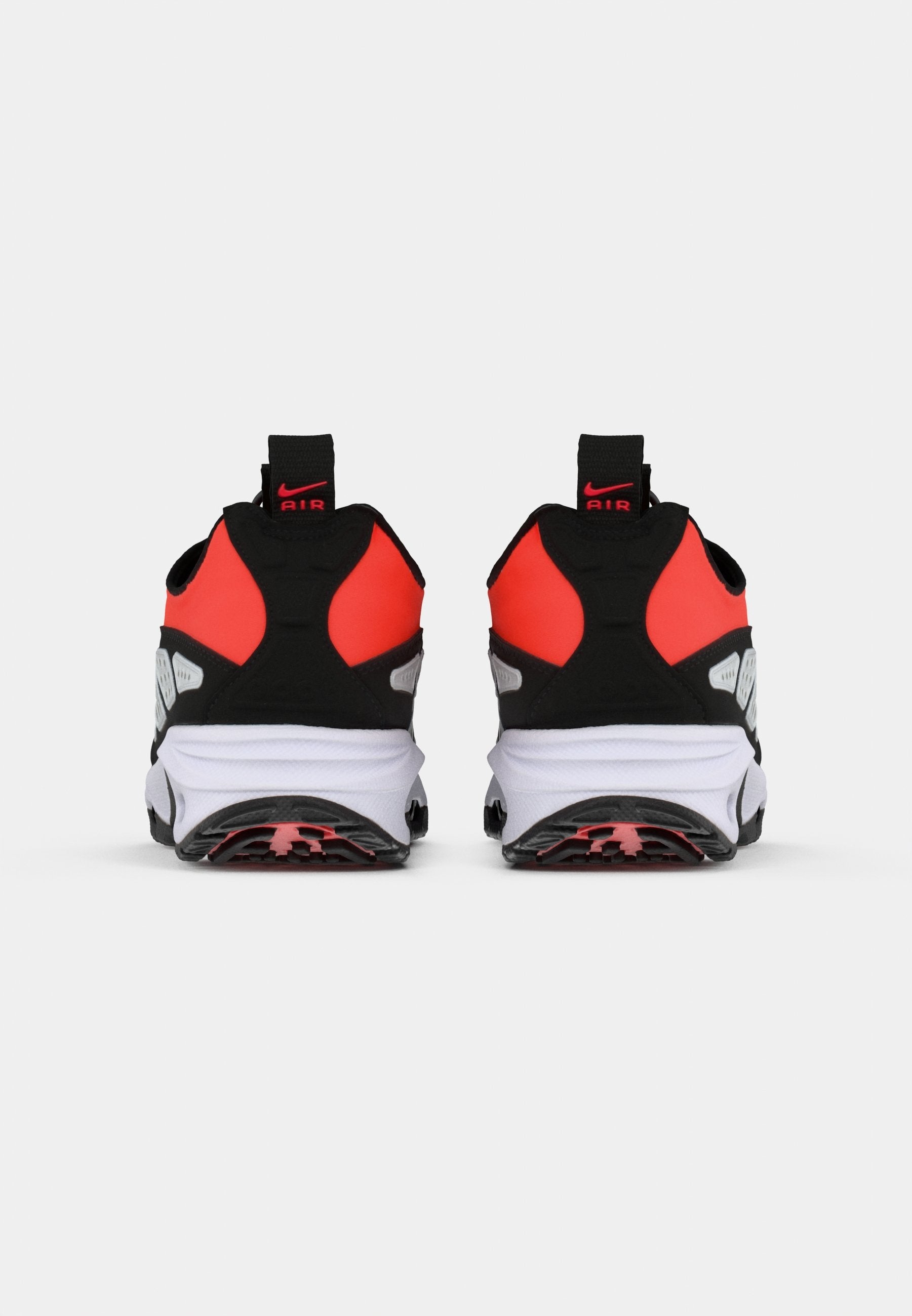 W AIR MAX SNDR FADE - أحذية رياضية - قرمزي ساطع/أسود/سيراميك/أبيض/فضي